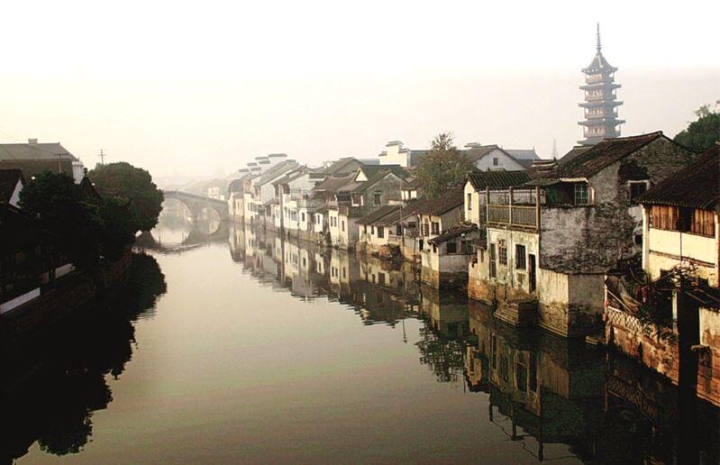 加入我家有一只京巴狗,因为我家住的靠近马路边为了它的安全平时总是关在笼子里,偶遇放它出去玩会知识星球,轻松获得独家干货!